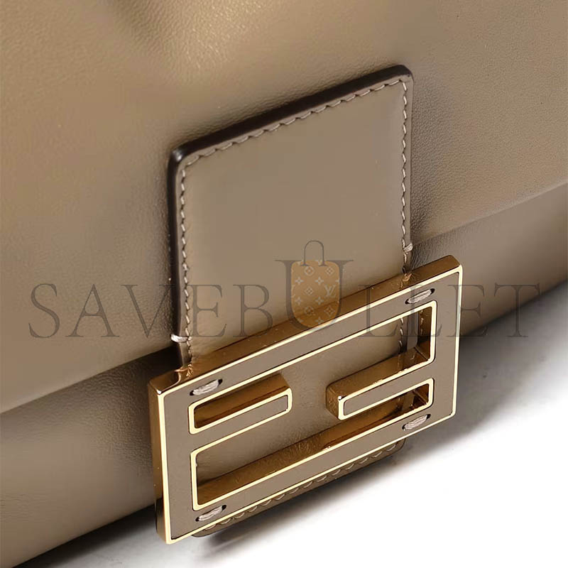 F**di large baguette medium 8br833aq0df0e65 (31*22*12cm)